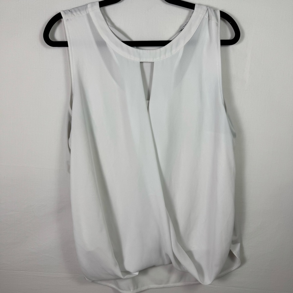 41Hawthorn White Sleeveless Top Women’s Size L